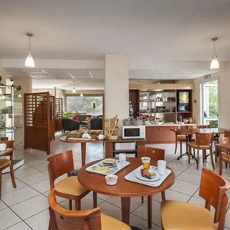 Deltour Le Puy En Velay 3*