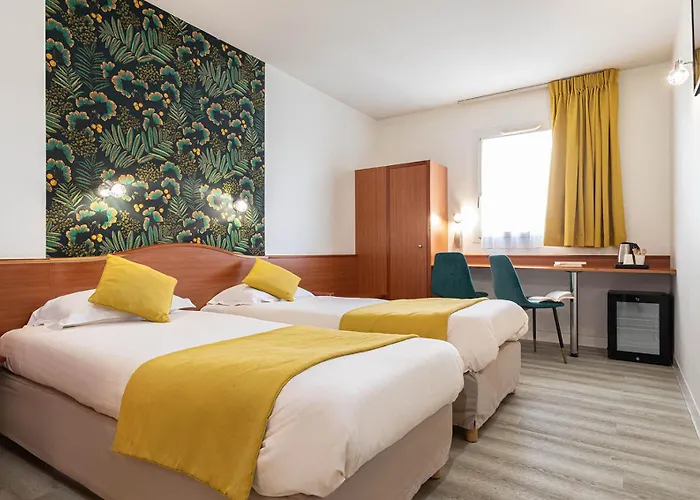 Deltour Le Puy En Velay 3* Brives-Charensac