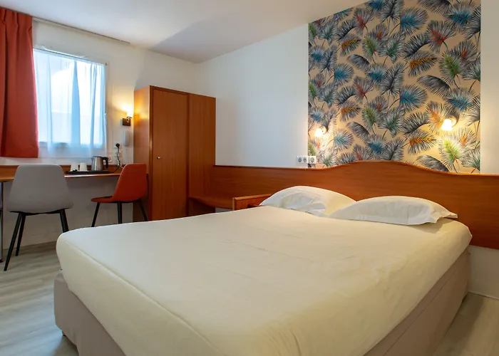 Deltour Le Puy En Velay Hotel 3*